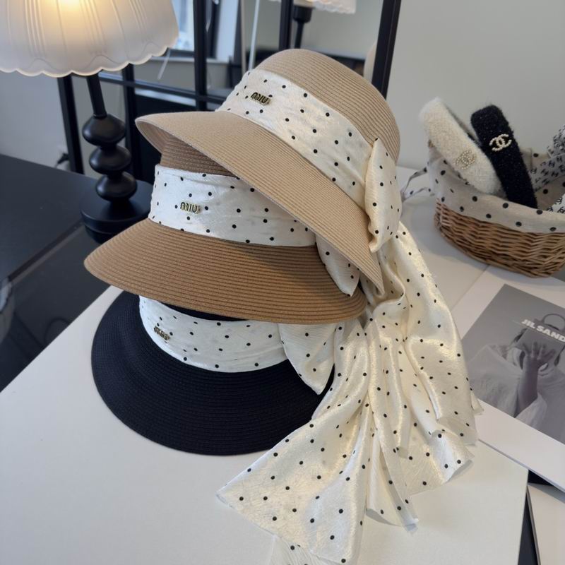 Miumiu top hat 060102